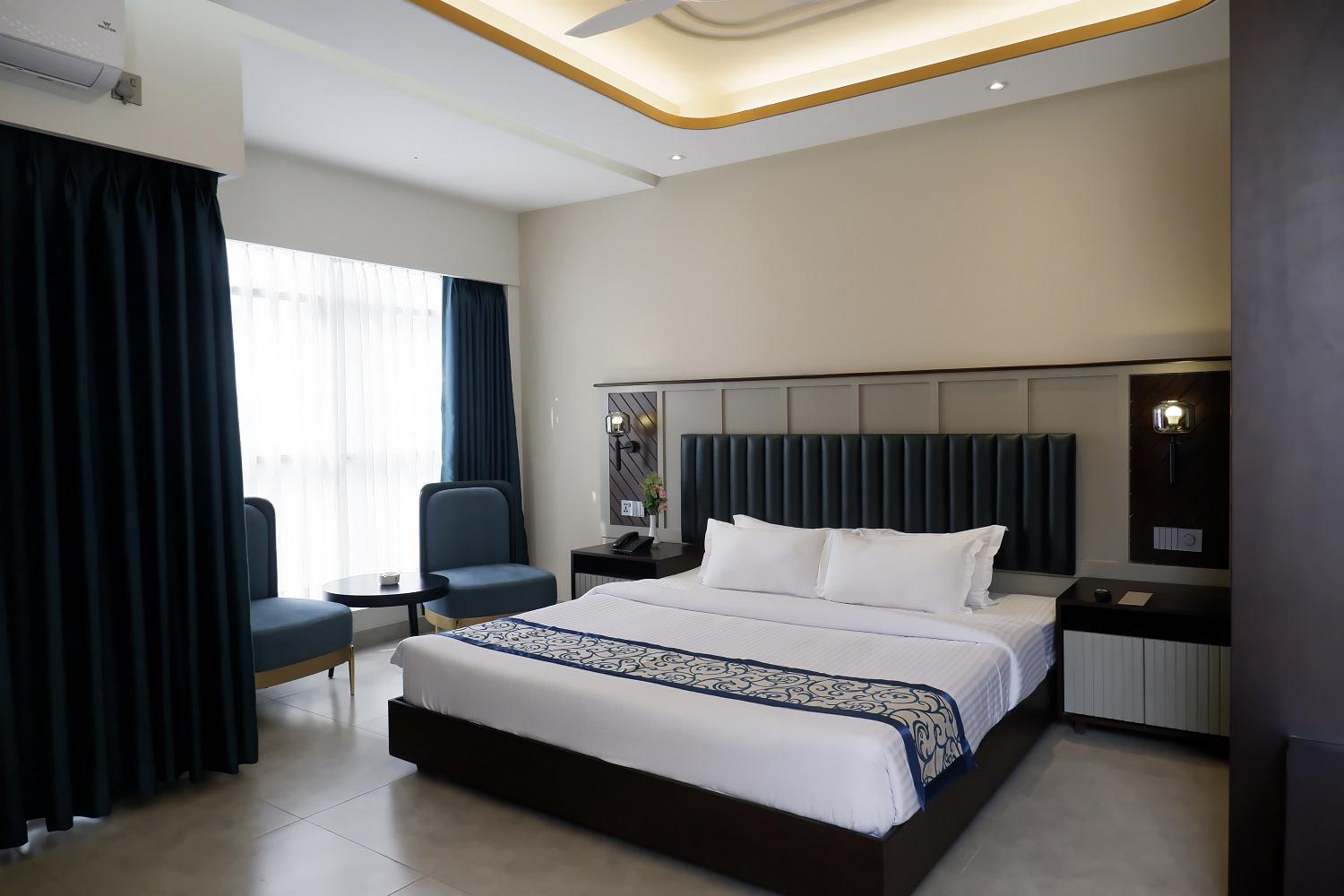 Honeymoon Suite 1