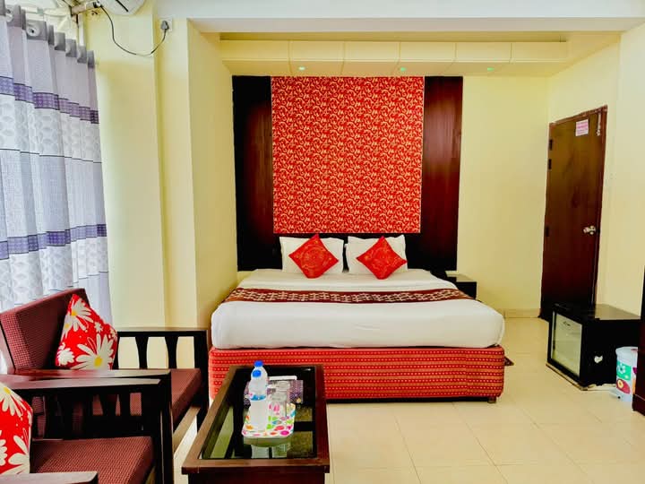 Deluxe Couple Room 1