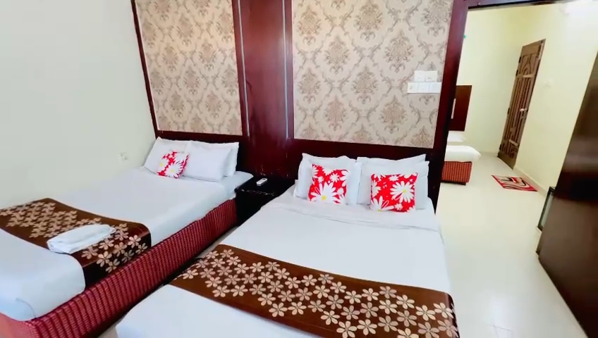 Deluxe connecting 05 person room 1